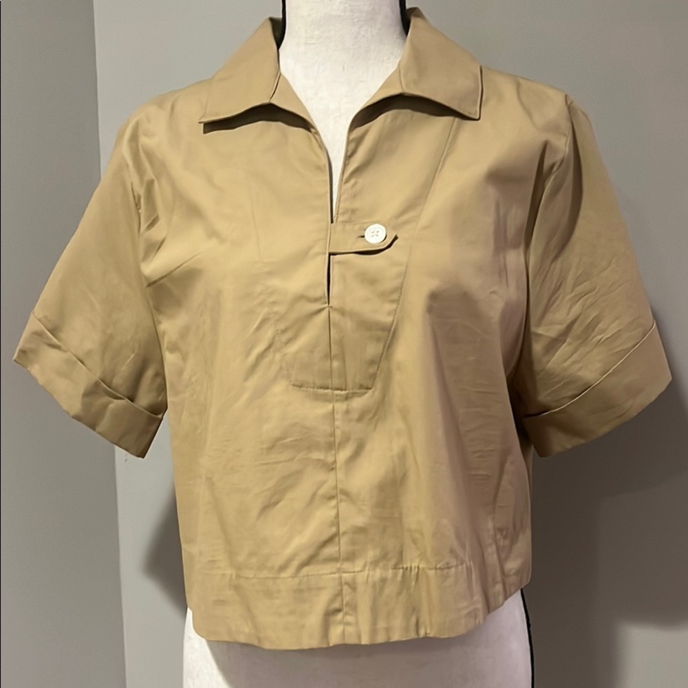 Banana Republic Tan Cream Cuffed Sleeve Crop Shirt